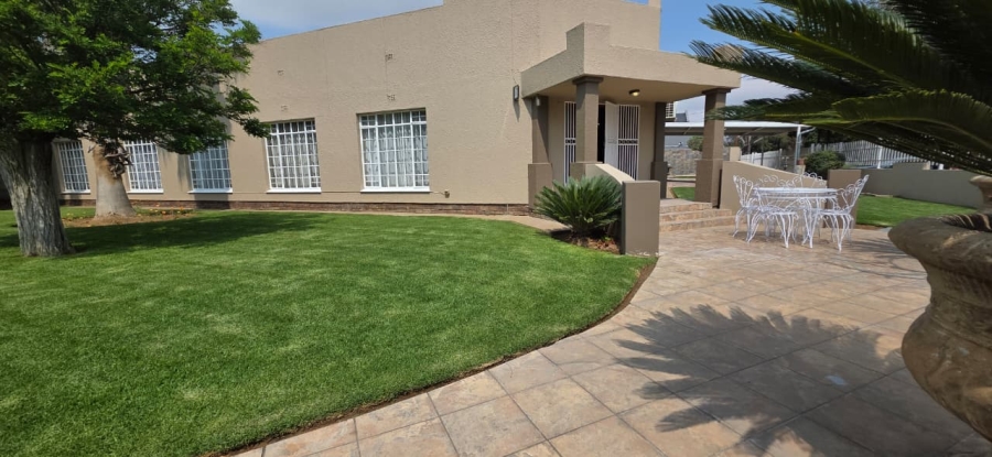 4 Bedroom Property for Sale in Jan Cillierspark Free State